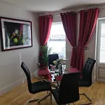 Dunderry Self Catering Family Appartamento *