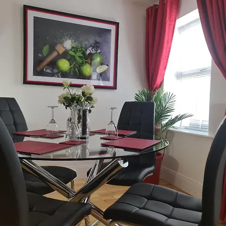 Апартаменты Dunderry Self Catering Family *