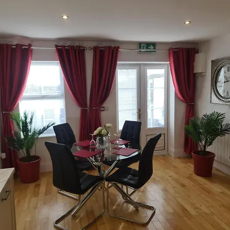 Dunderry Self Catering Family