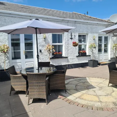 Dunderry Self Catering Family *