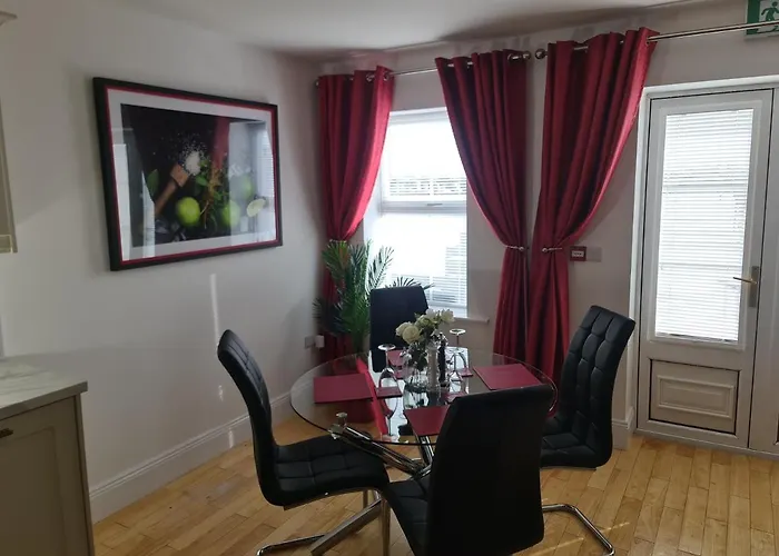Dunderry Self Catering Family Appartement *